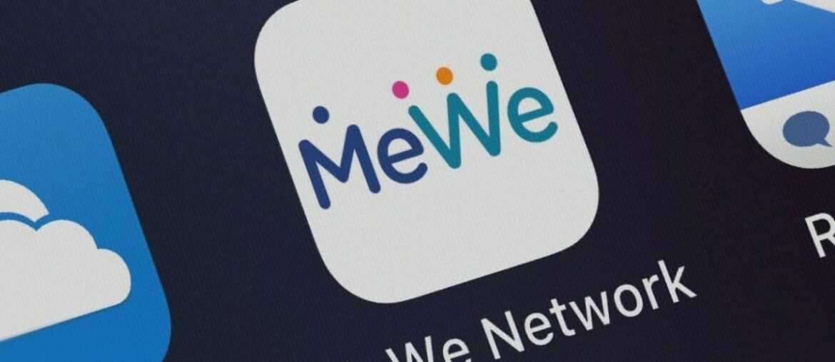 How Much Does It Cost To Develop An App Like MeWe?